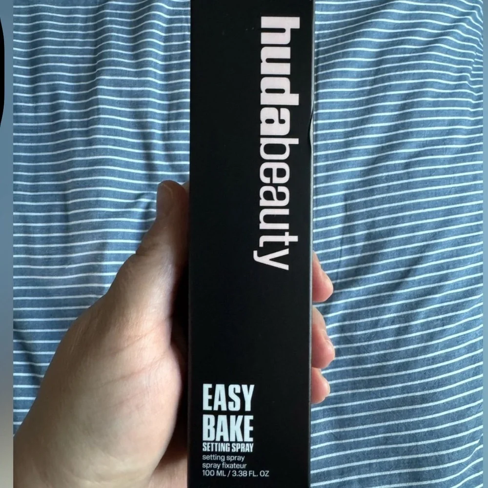 Huda Beauty Easy Bake Setting Spr4y Full Size NIB New In Box